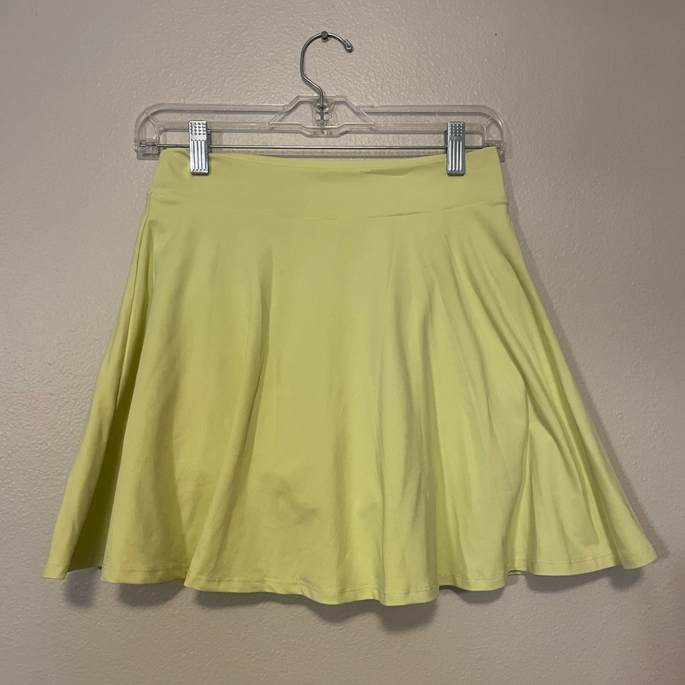 Fabletics flounce skirt tennis skirt size M